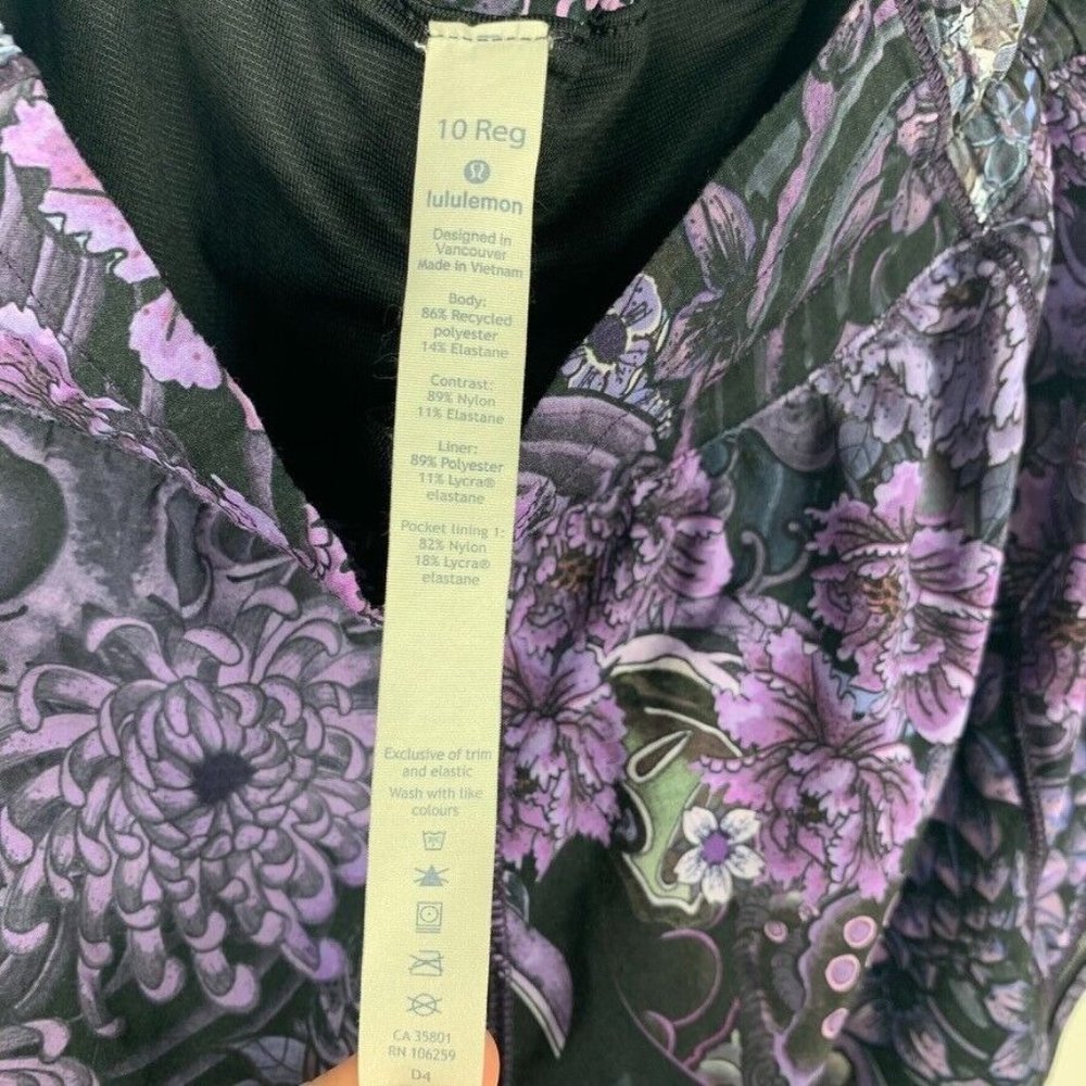 Lululemon Hotty Hot Short II Memoir Multi Purple 2" Inseam Floral 10 Reg - Picture 8 of 11